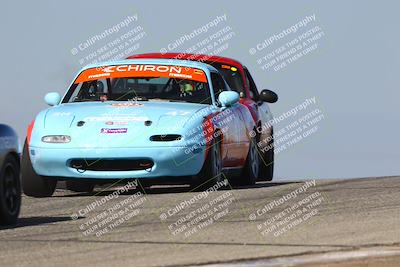 media/Oct-26-2025-CalClub SCCA (Sun) [[8ce1e69566]]/Group 5/Grapevine/